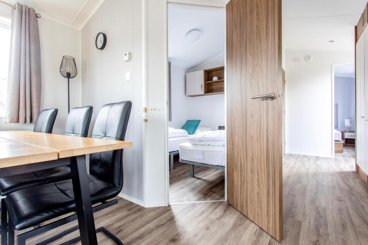 Chalet 3A Op Recreatiepark De Wielen Синт-Мартен Экстерьер фото