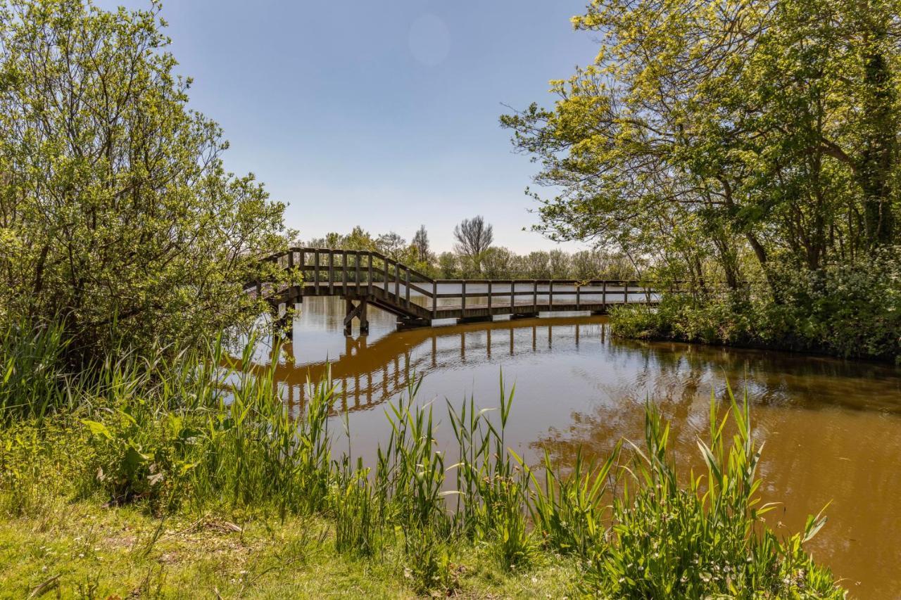 Chalet 3A Op Recreatiepark De Wielen Синт-Мартен Экстерьер фото